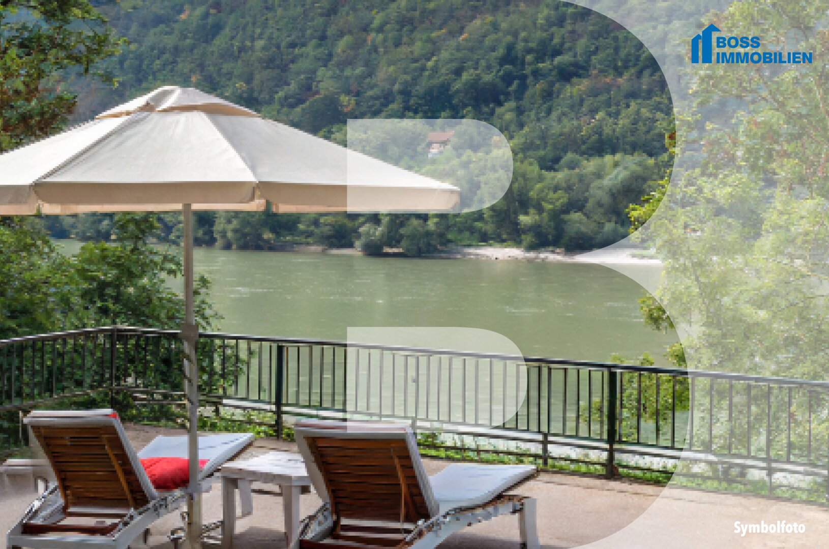 Urlaubsflair und Panoramablick | Doppelhaushälfte mit Aussicht auf die Donau - Titelbild